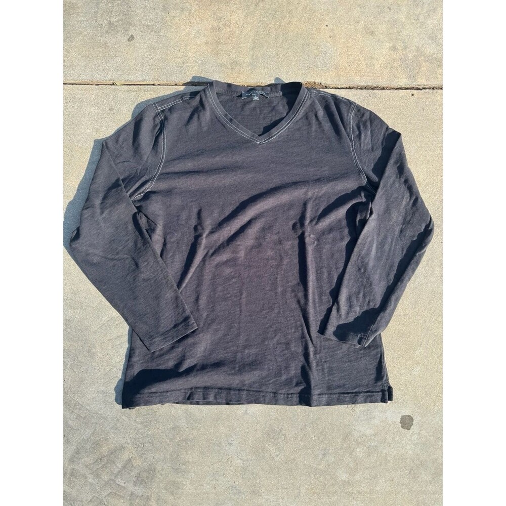 Robert Barakett Black Long Sleeve V-Neck T-Shirt